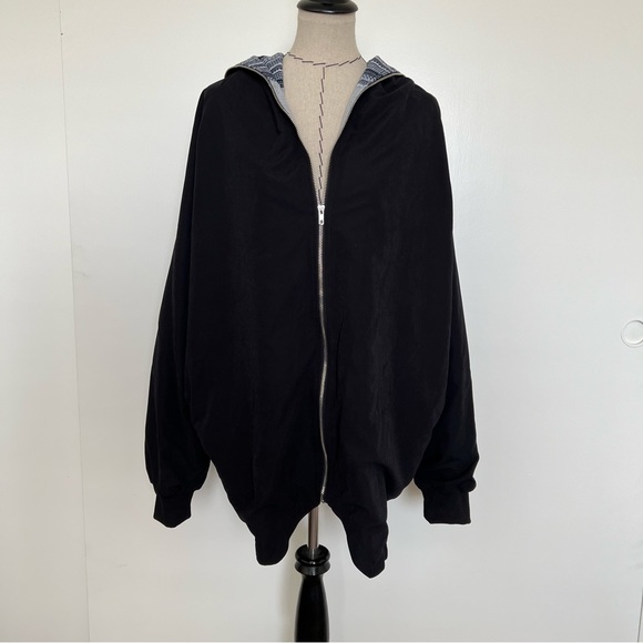 DJT black zip up jacket - Picture 2 of 16